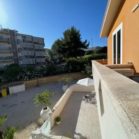 Il Gigante Comfort A Due Passi Dalla Valle Dei Templi Aparthotel 3*